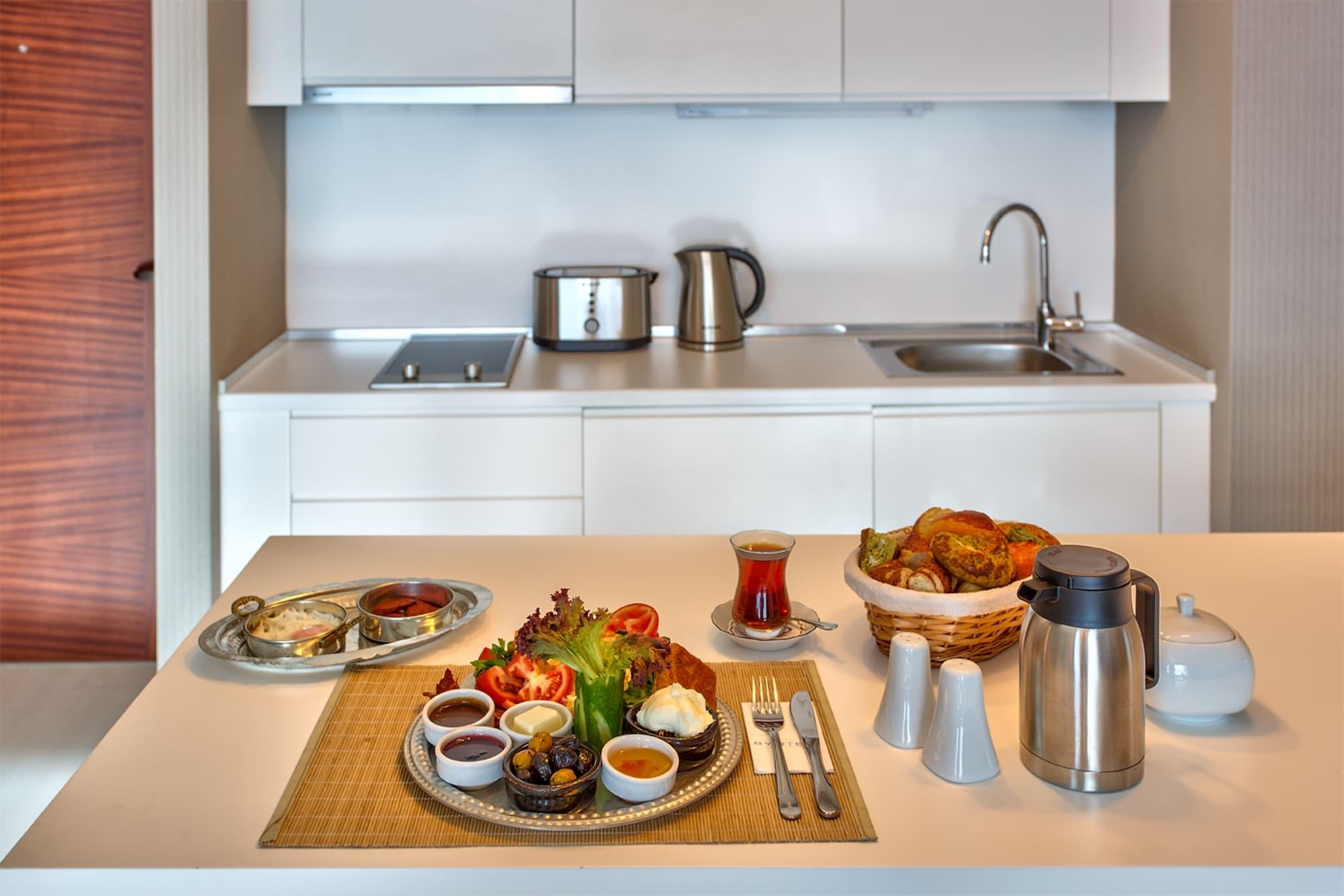 Flora Suites Atasehir Istanbul Bagian luar foto