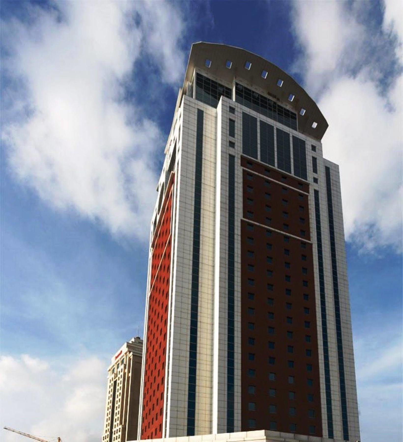 Flora Suites Atasehir Istanbul Bagian luar foto