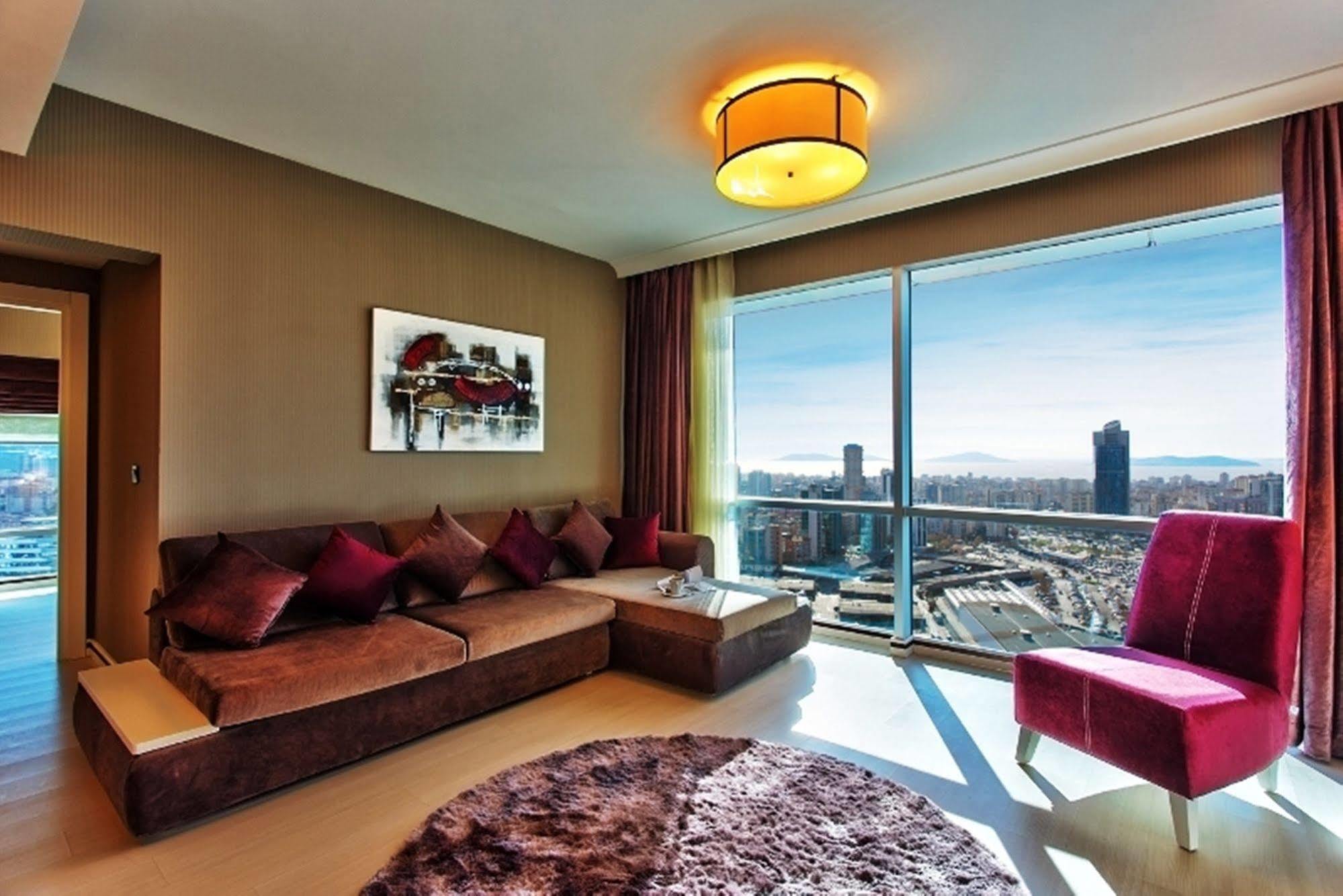 Flora Suites Atasehir Istanbul Bagian luar foto