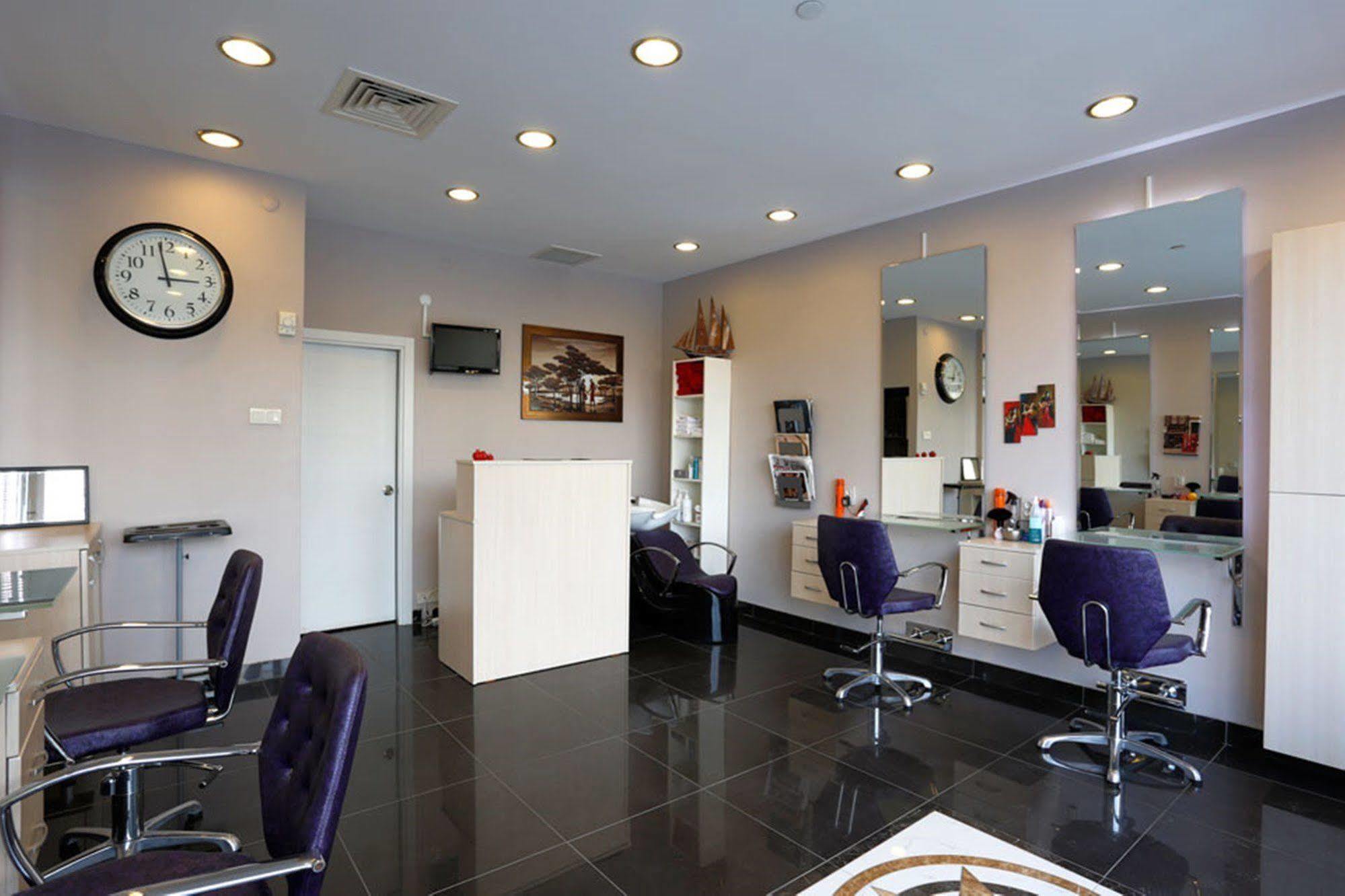 Flora Suites Atasehir Istanbul Bagian luar foto